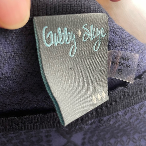 NWT Gabby Skye Navy Dress - size s - Picture 3 of 6